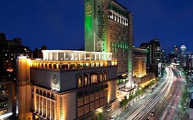 Imperial Palace Hotel in Seoul